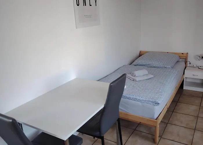 Gemuetliche 100 Qm Mit Balkon Apartament Wernsdorf (Bavaria)