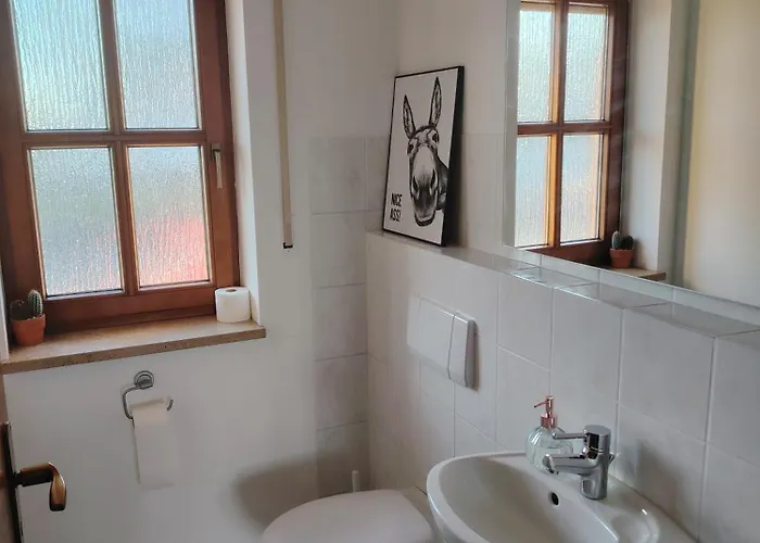Gemuetliche 100 Qm Mit Balkon *
