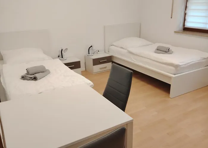 Daire Gemuetliche 100 Qm Mit Balkon *